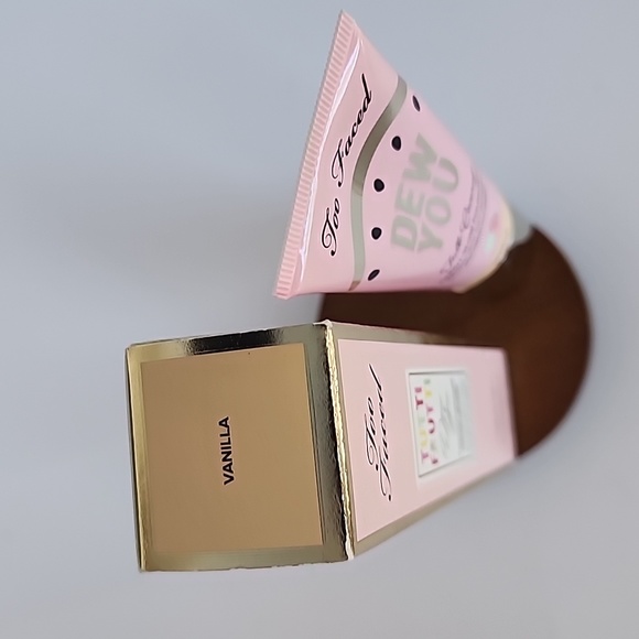 Too Faced Tutti Frutti Dew You Full Coverage Fresh Glow Foundation - Van… - Picture 2 of 10